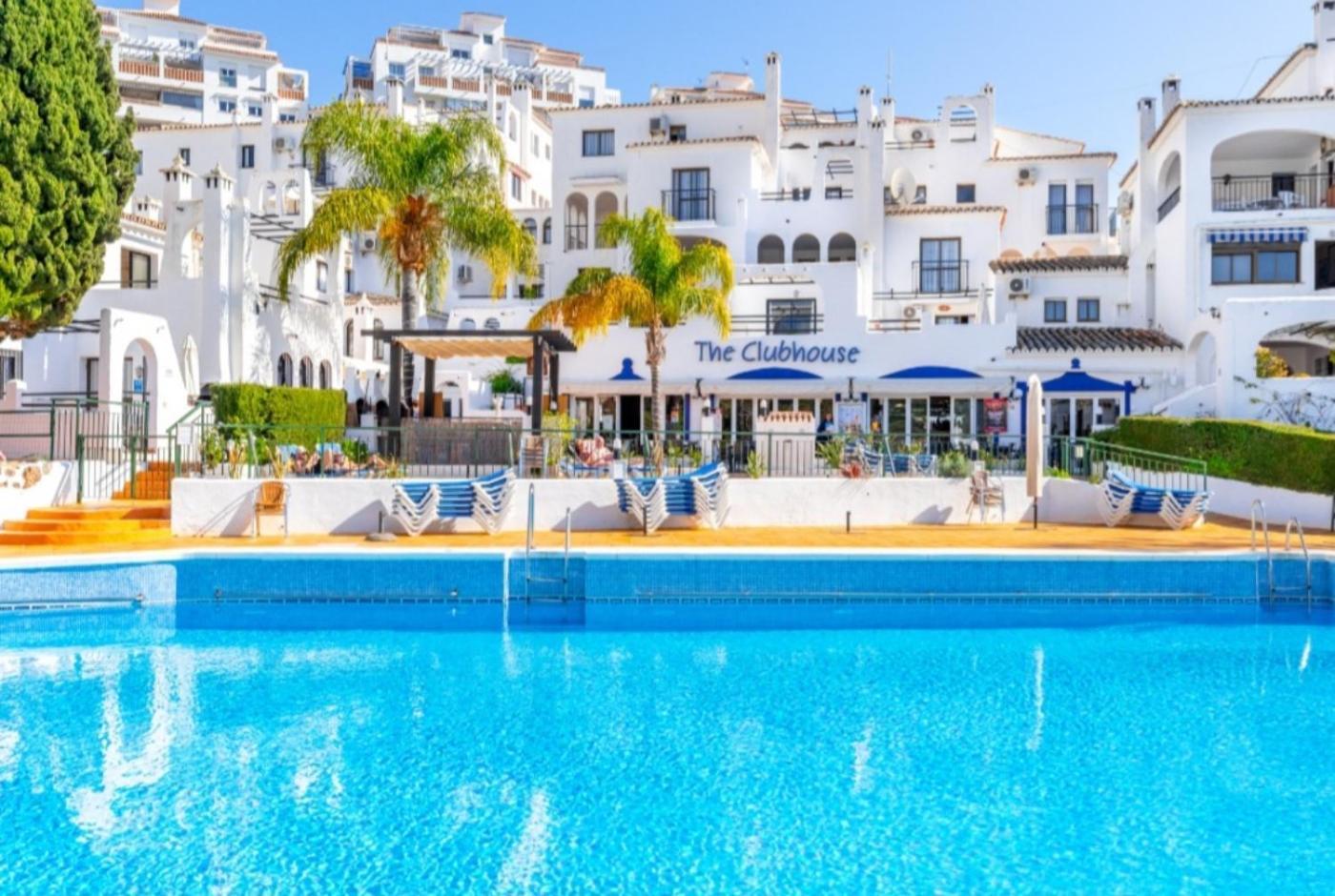Estudio Pasodoble. Pueblo Evita Benalmadena Bagian luar foto